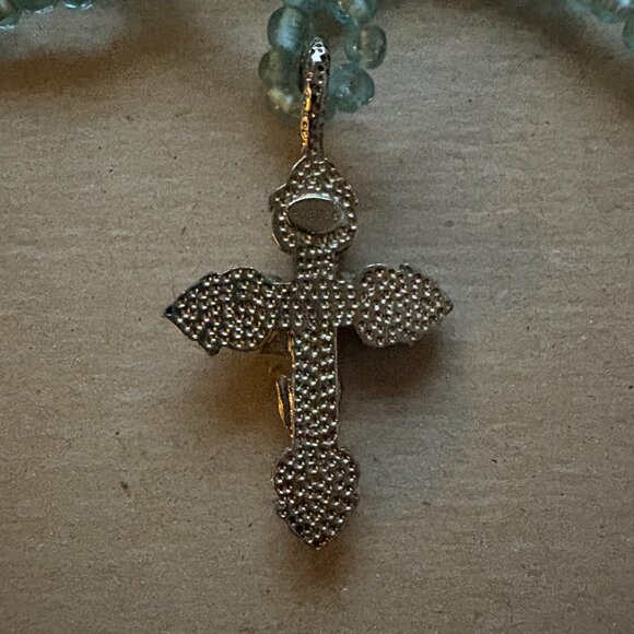 Gerard Yosca signed vintage aquamarine bead necklace with silver cross - Picture 8 of 9